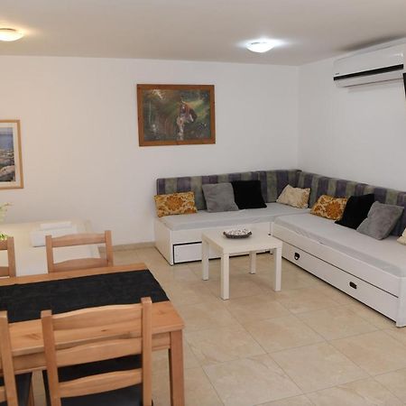 Switzerland In The Arbel Guest House Exterior photo